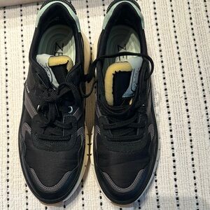 Black Sneakers with Suede Mesh and Low-Top Design